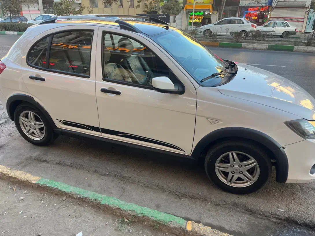 کوئیک ۱۴۰۱R|خودرو سواری و وانت|مشهد, دانشجو|دیوار