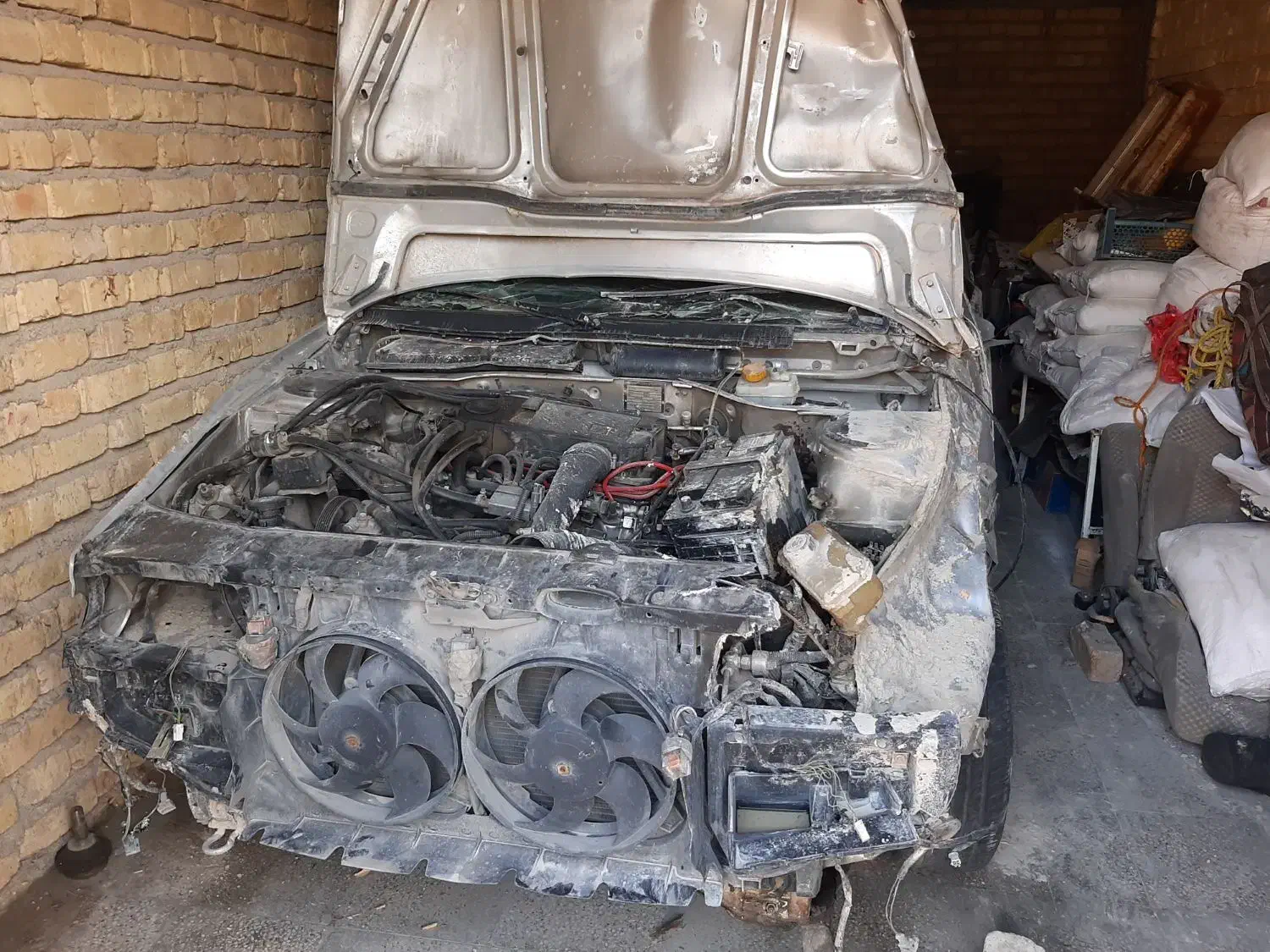 پژو 405 تصادوفی|خودرو کلاسیک|فیروزآباد (فارس), |دیوار