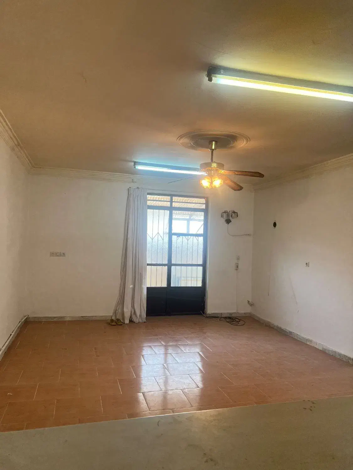 ویلایی ۱۳۰ متری قلی پور پروین اعتصامی|اجارهٔ خانه و ویلا|رشت, آزادگان|دیوار