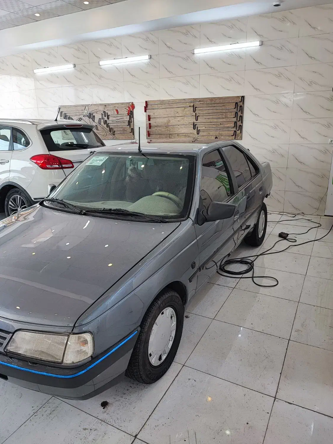 پژو 405مدل 94 بیرنگ تمیز مرتب|خودرو سواری و وانت|اشتهارد, |دیوار