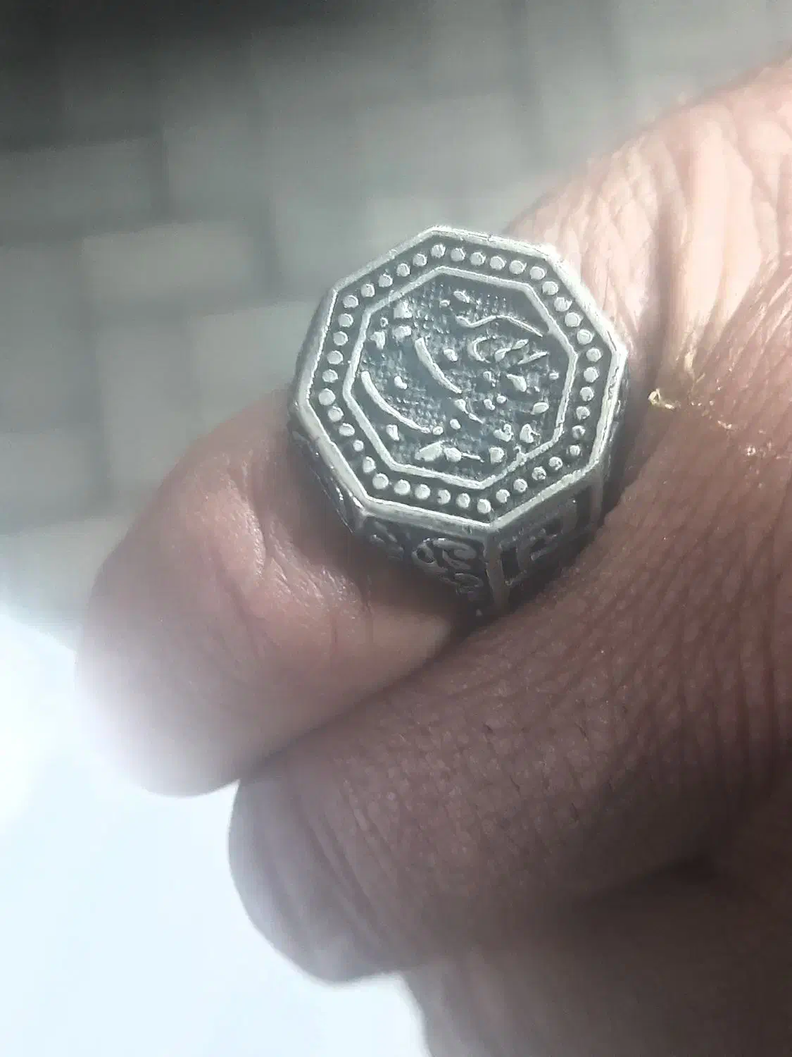 انگشتر. کاردست قدیمی|جواهرات|آستارا, |دیوار