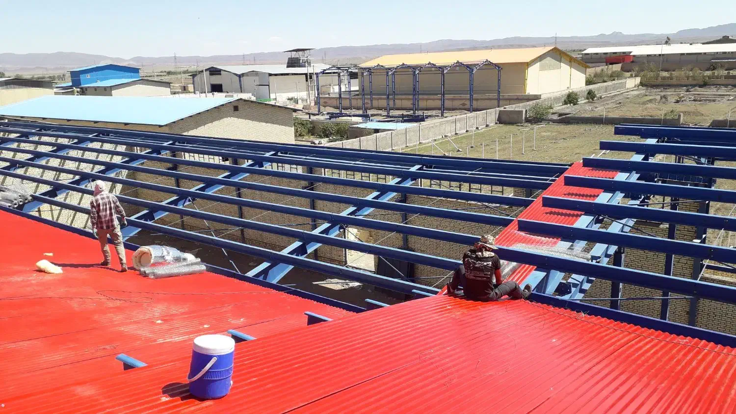 ورق کشی سوله و پانل و شیروانی|خدمات پیشه و مهارت|قم, شهرک مهدیه (مدرس)|دیوار