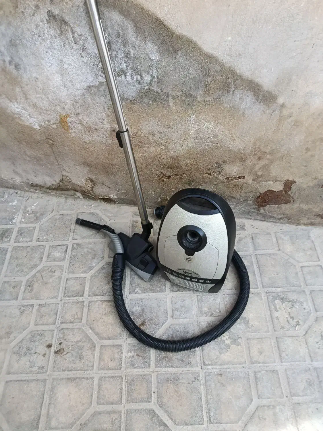 جاروبرقی|جاروبرقی، جارو شارژی، بخارشو|شیراز, شاهچراغ|دیوار