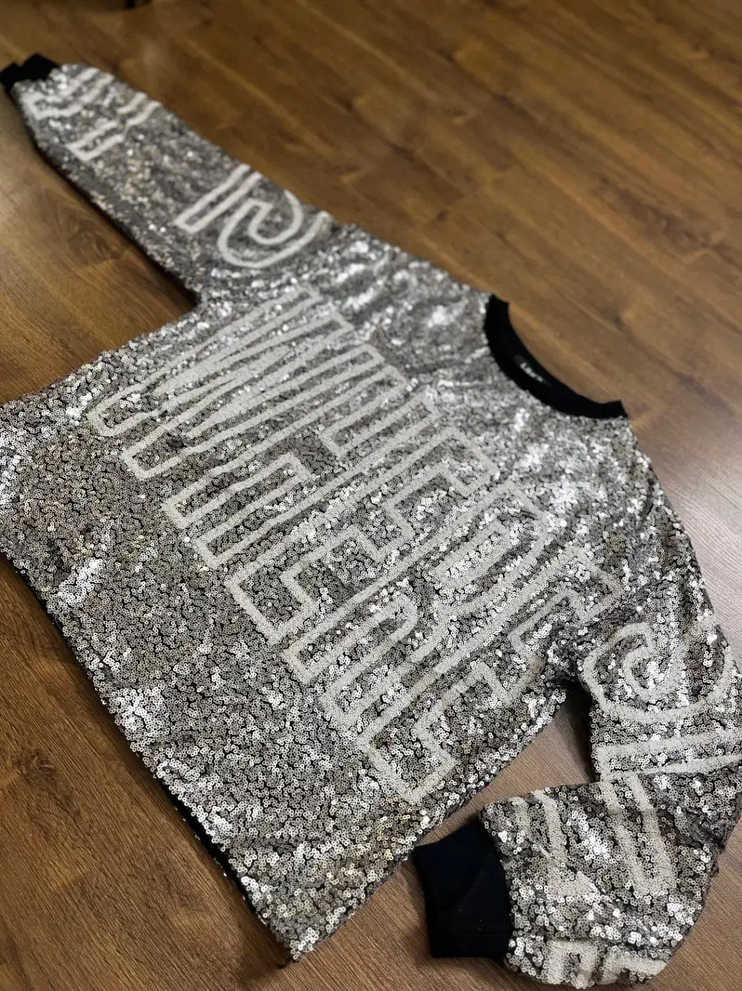 لباس|لباس|تهران, ستارخان|دیوار