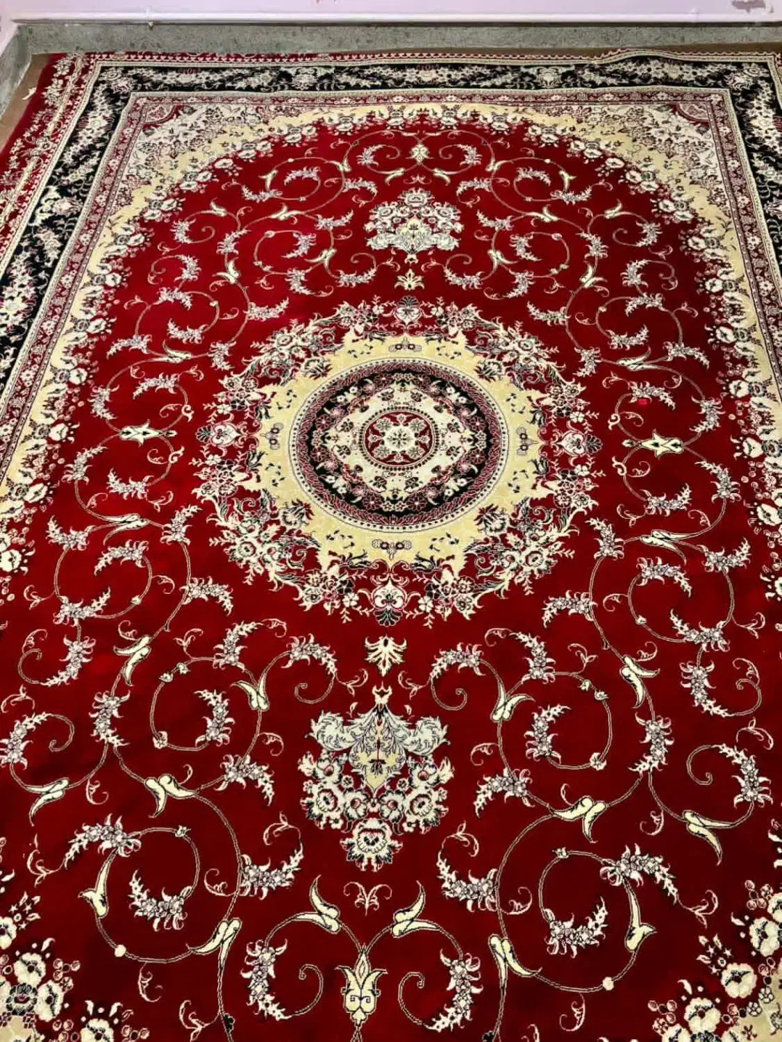 فرش ماشینی|فرش|میانه, |دیوار