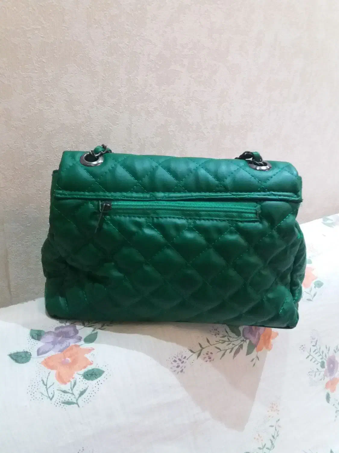 کیف سبز خوش رنگ  جادار شیک و زیبا|کیف، کفش، کمربند|اردبیل, |دیوار