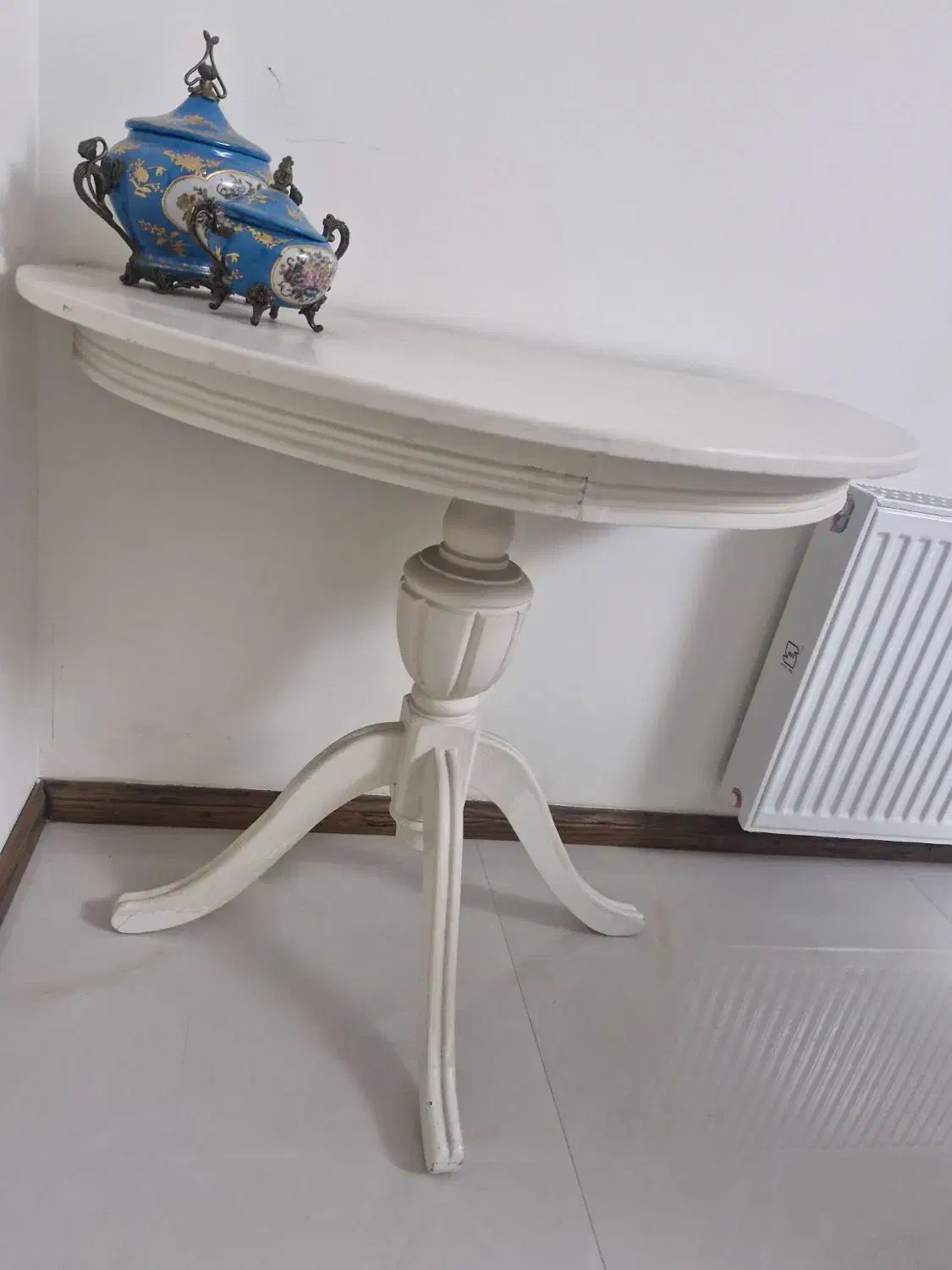 میز چوب نیم دایره|میز و صندلی غذاخوری|مشهد, الهیه|دیوار