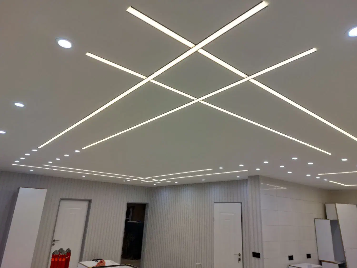 برقکاری ساختمان|خدمات پیشه و مهارت|بندر انزلی, معلم|دیوار