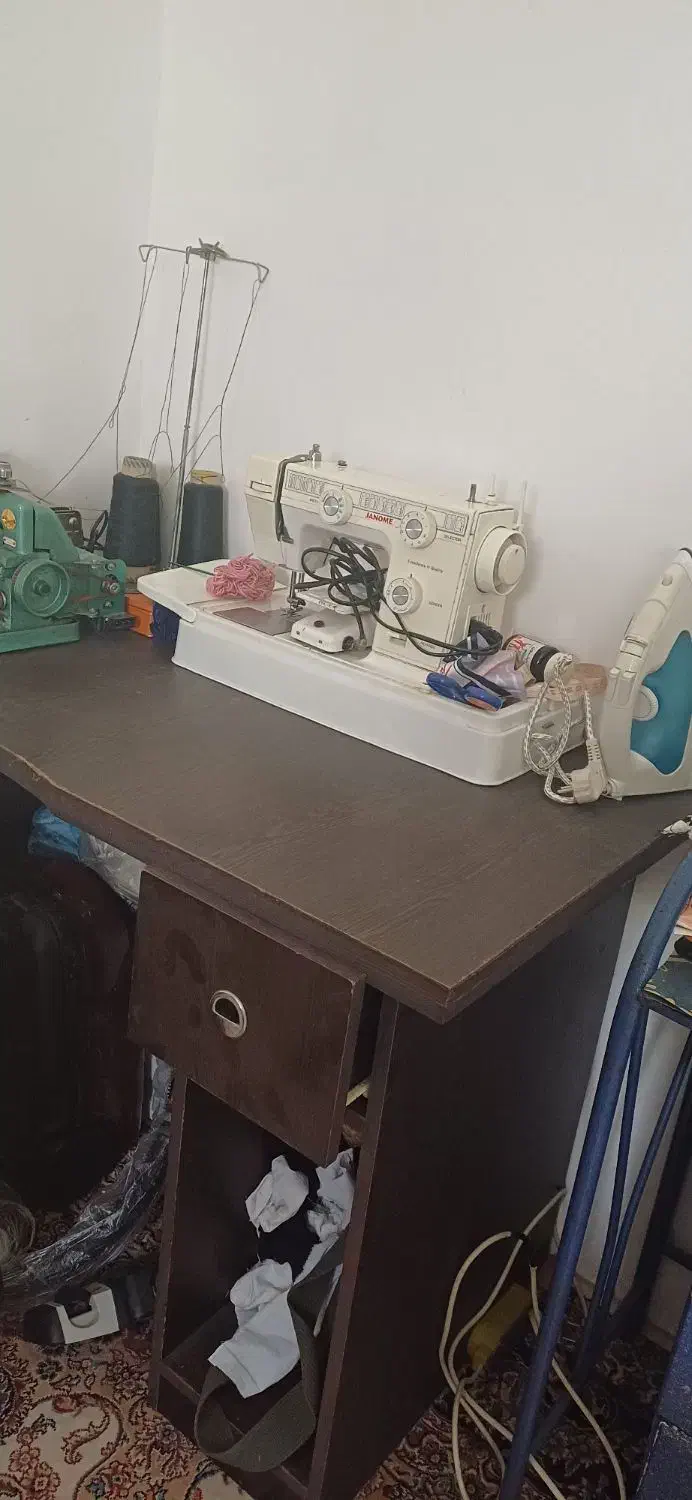 فرش ووسایل منزل|فرش|صومعه‌سرا, |دیوار