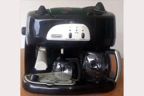 قهوه ساز سه کاره دلونگی|سماور، چای‌ساز، قهوه‌ساز|فلاورجان, |دیوار