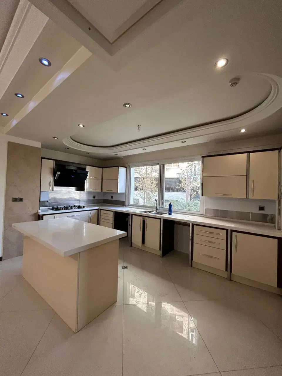 ۲۲۰ متر ۳ خواب تاپ لوکیشن الهیه