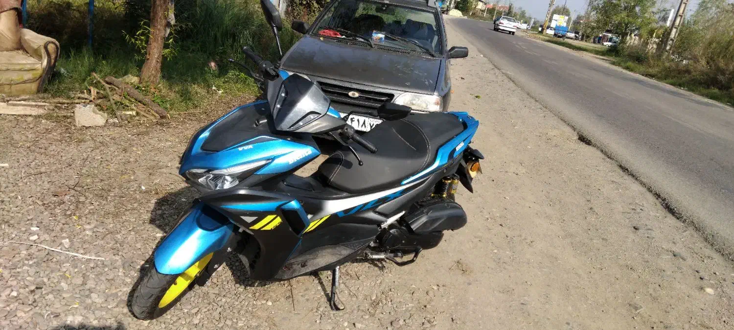 دستگاه بسیار سالم کم کارکرد|موتورسیکلت|لاهیجان, آهندان|دیوار