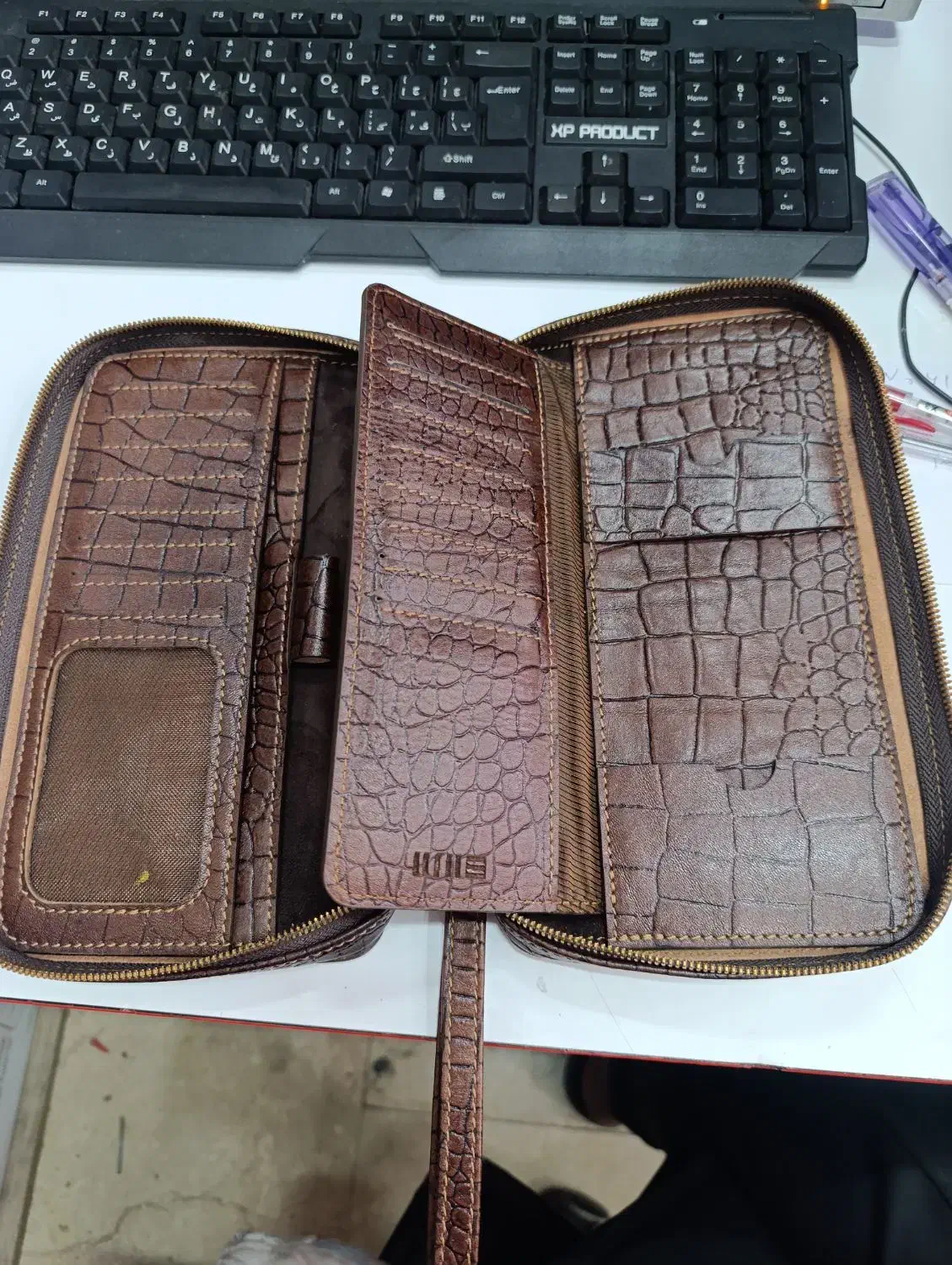 کیف دستی،چرم اصل،کیف دوشی،جای مدارک|کیف، کفش، کمربند|اندیشه, پرنیان|دیوار