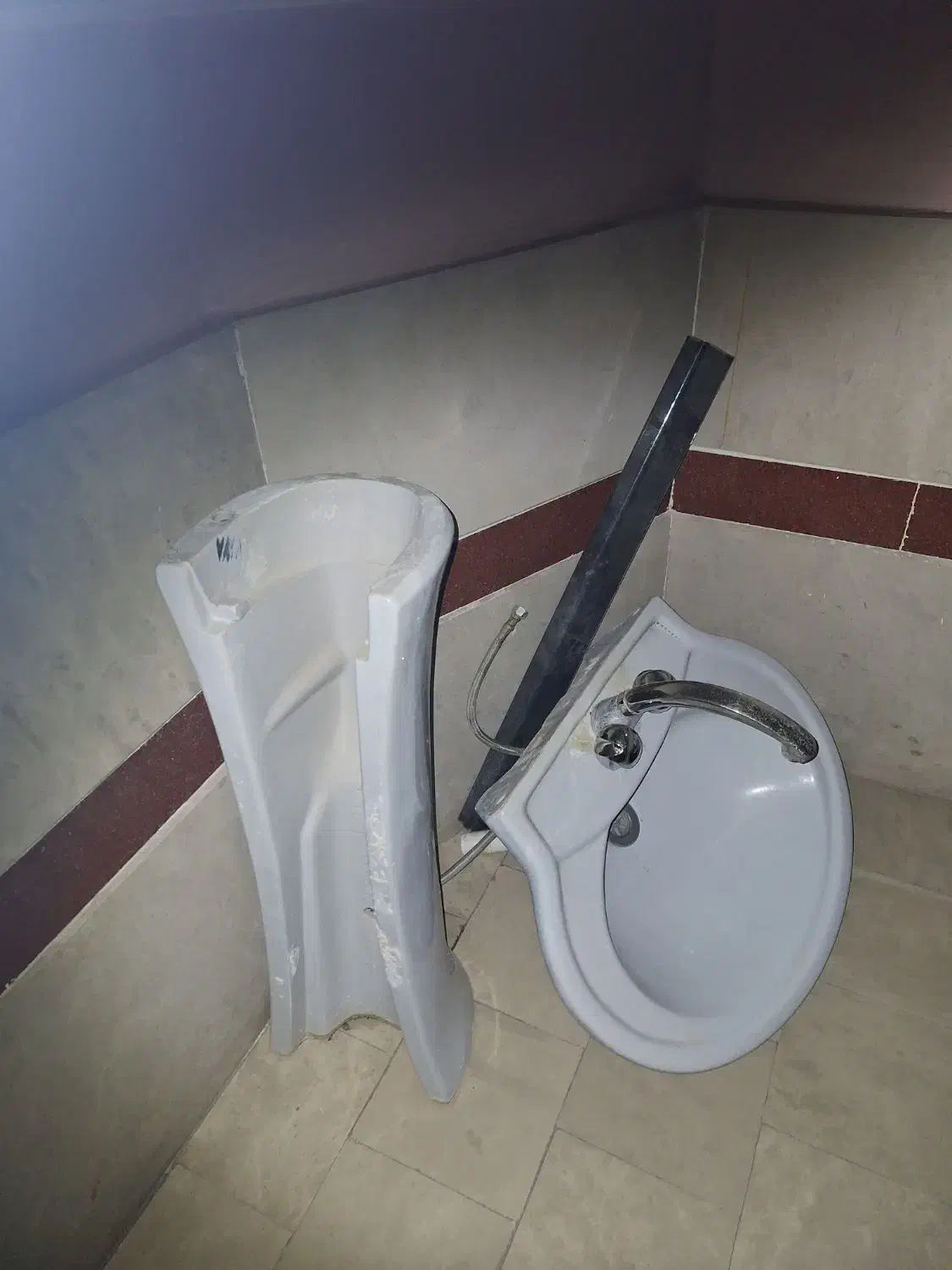 روشویی با شیر|لوازم سرویس بهداشتی|مشهد, هفت تیر (حافظ)|دیوار