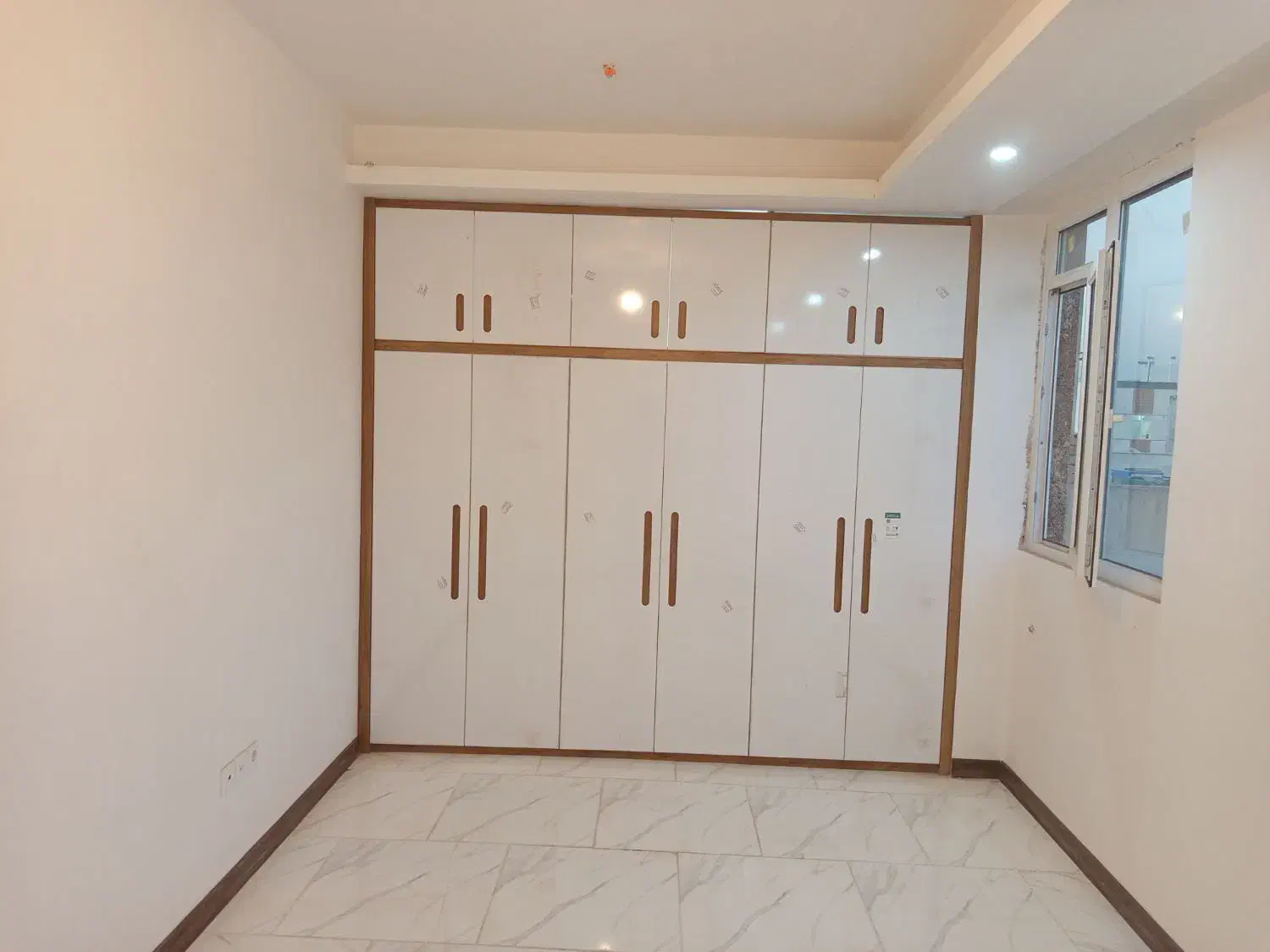 کمد دیواریmdf. کابینت mdf|جاکفشی، کمد، دراور|اصفهان, سپاهان‌شهر|دیوار