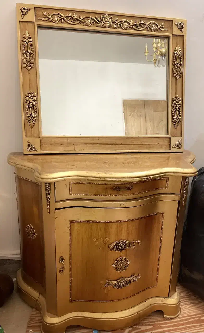 آیینه و کنسول|بوفه، ویترین، کنسول|سبزوار, امیر کبیر|دیوار