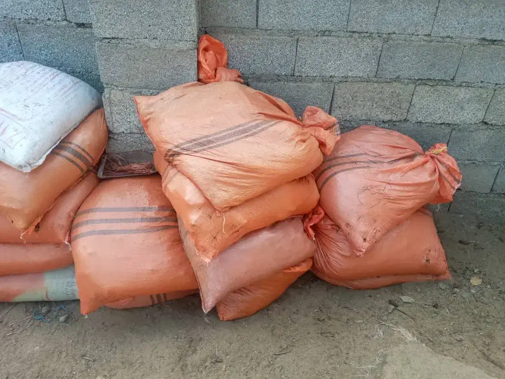 کود حیوانی|گل و گیاه طبیعی|رودسر, |دیوار