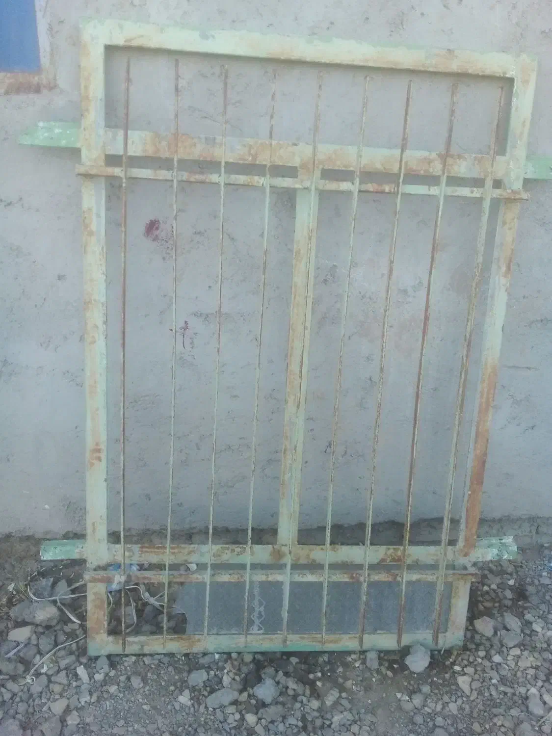 پنجره دو عدد|مصالح و تجهیزات ساختمان|زابل, |دیوار