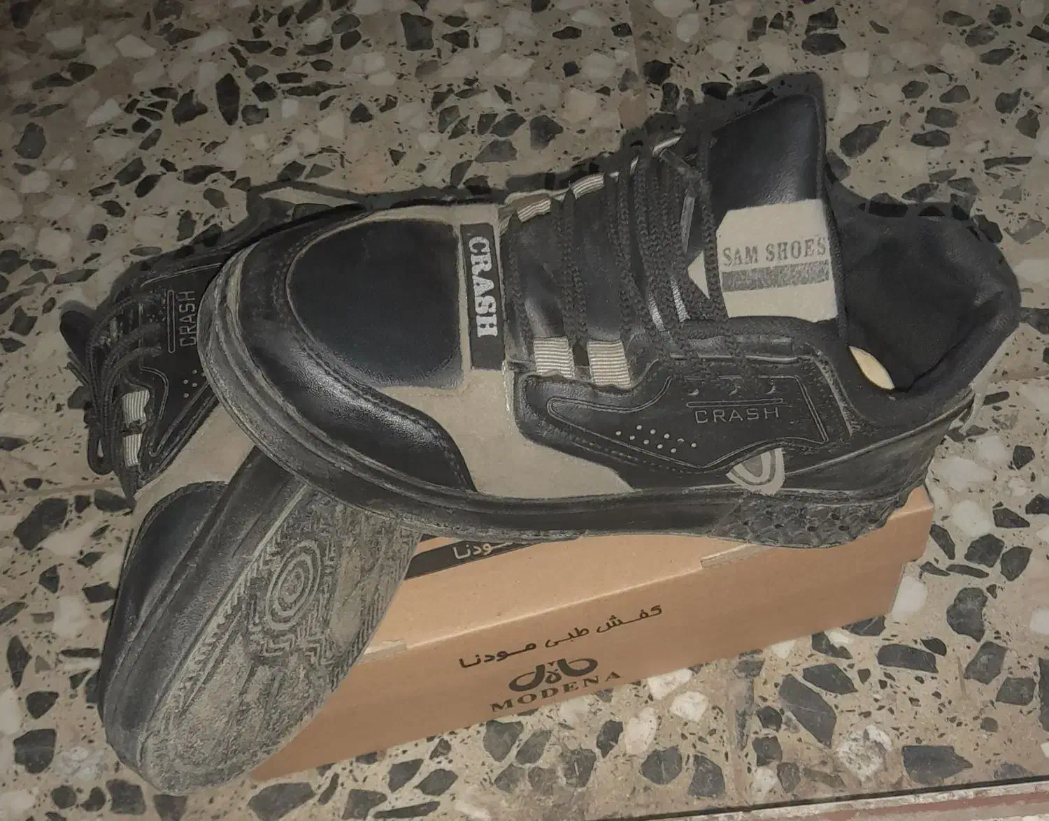 کتونی دخترانه|کیف، کفش، کمربند|لاهیجان, آهندان|دیوار