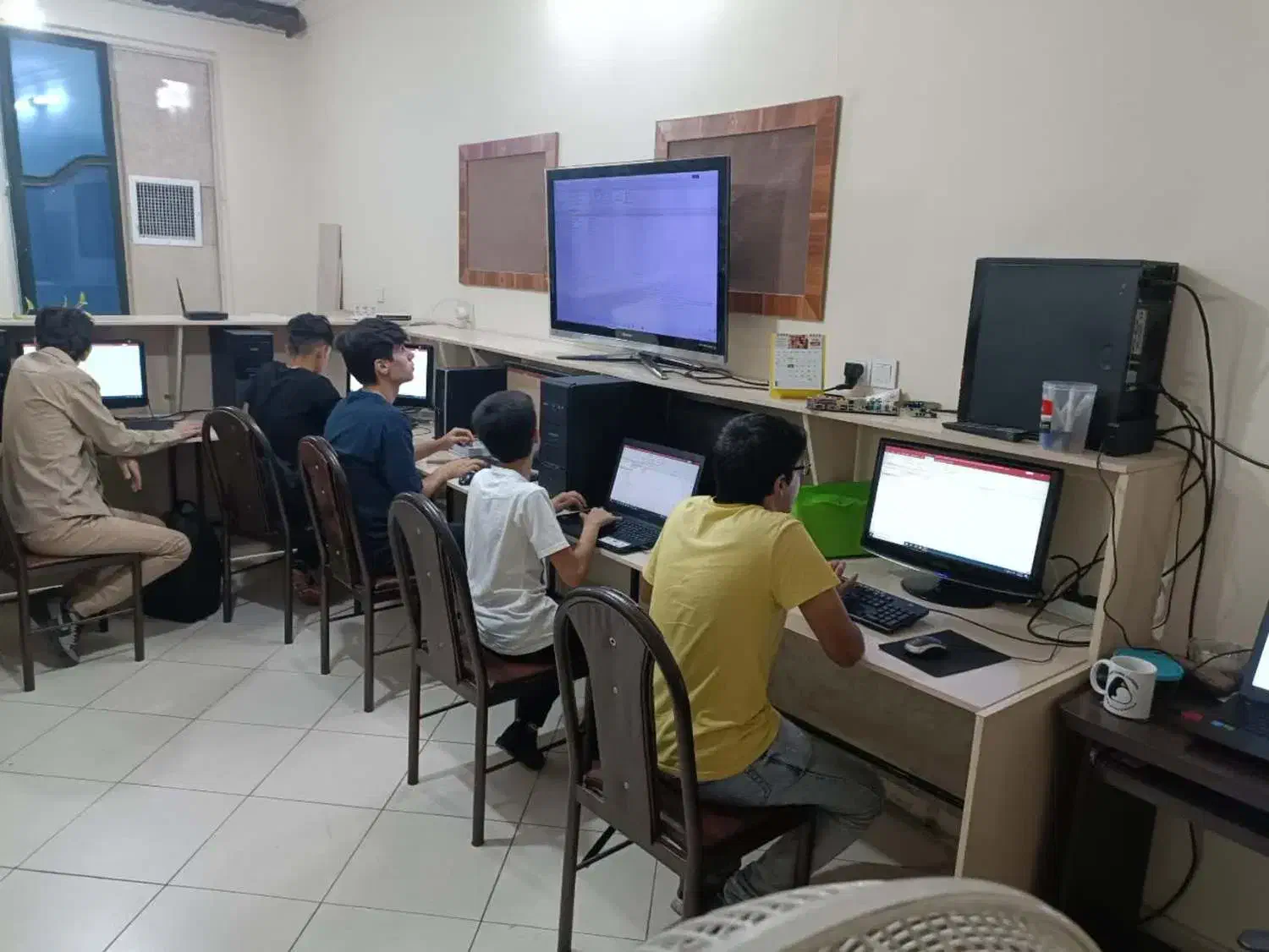 کامپیوتر حسابداری طراحی سایت آموزشگاه دیپلم|خدمات آموزشی|تهران, علی‌آباد|دیوار