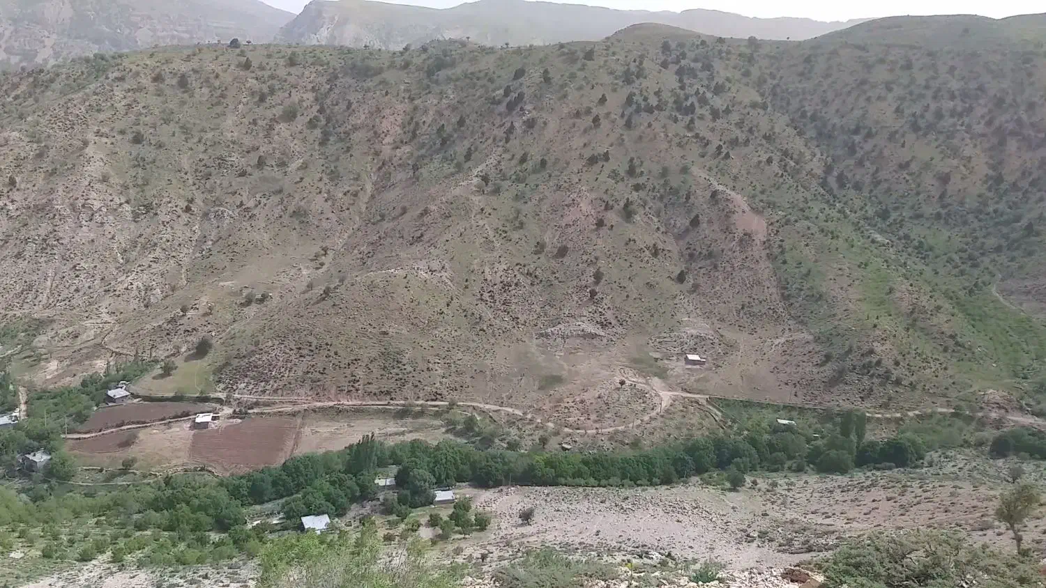 فروش خانه ویلایی دلی خلیفه ای|فروش خانه و ویلا|سرفاریاب, |دیوار