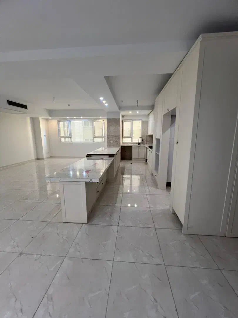 آپارتمان ۱۳۰ متری برج مجلل نگین ساحل|اجارهٔ آپارتمان|تهران, دریاچه شهدای خلیج فارس|دیوار