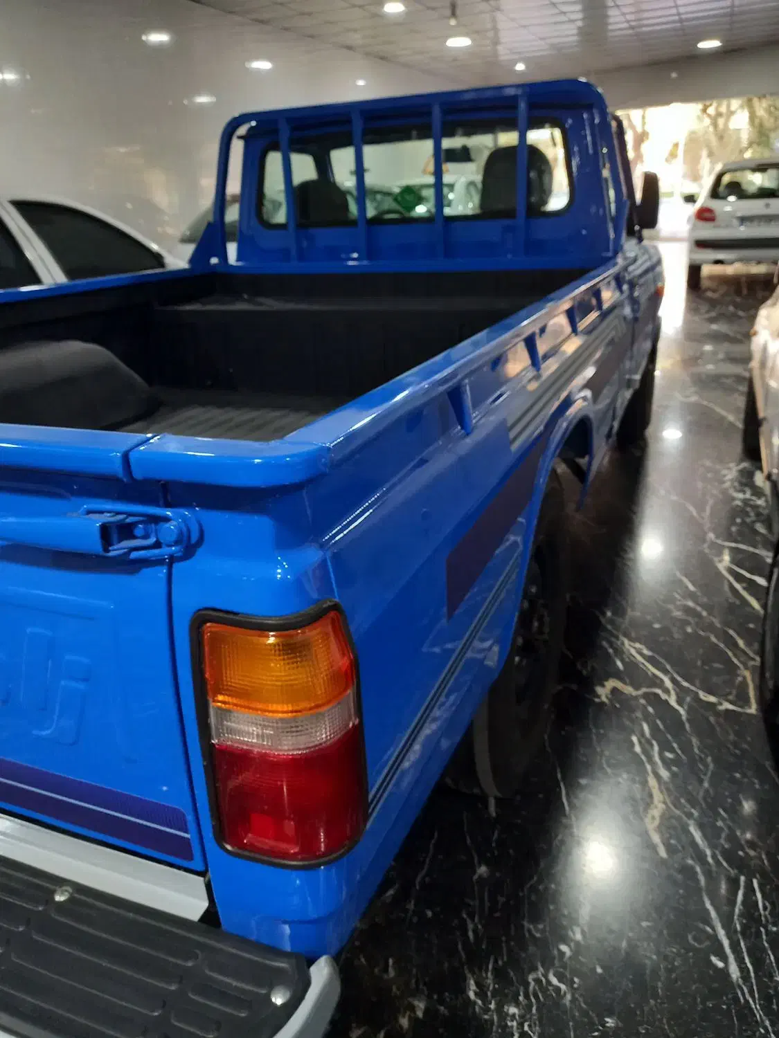 نیسان تک|خودرو سواری و وانت|خمینیشهر, |دیوار