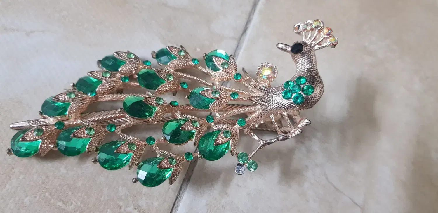 گیره مو طاوس خیلی قشنگه ۲۵۰ت سالم درحدنو|بدلیجات|ری, دولت‌آباد|دیوار