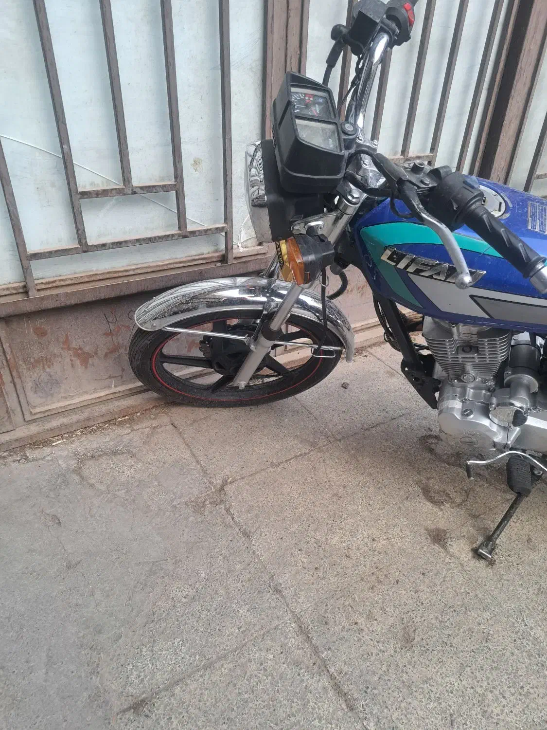 بسیارکم کار همش خواب بوده|موتورسیکلت|اصفهان, خانه اصفهان|دیوار