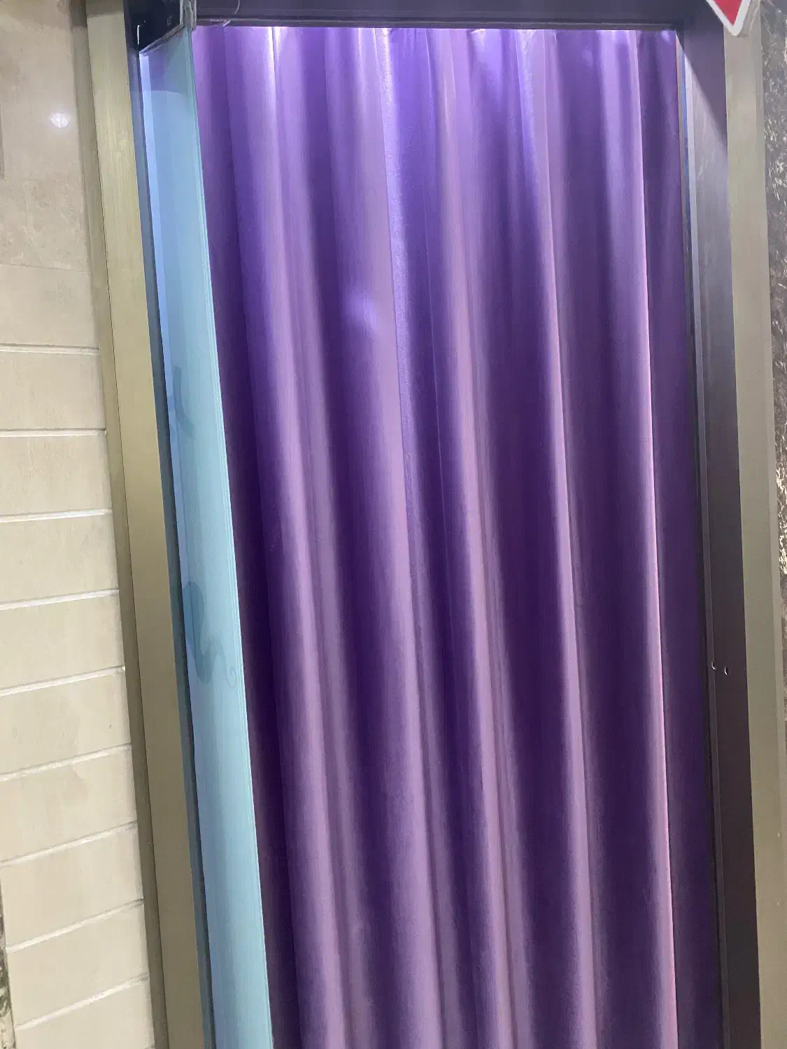 پرده جلو در و اتاق پرو مخمل|فروشگاه و مغازه|قم, حاج زینل|دیوار