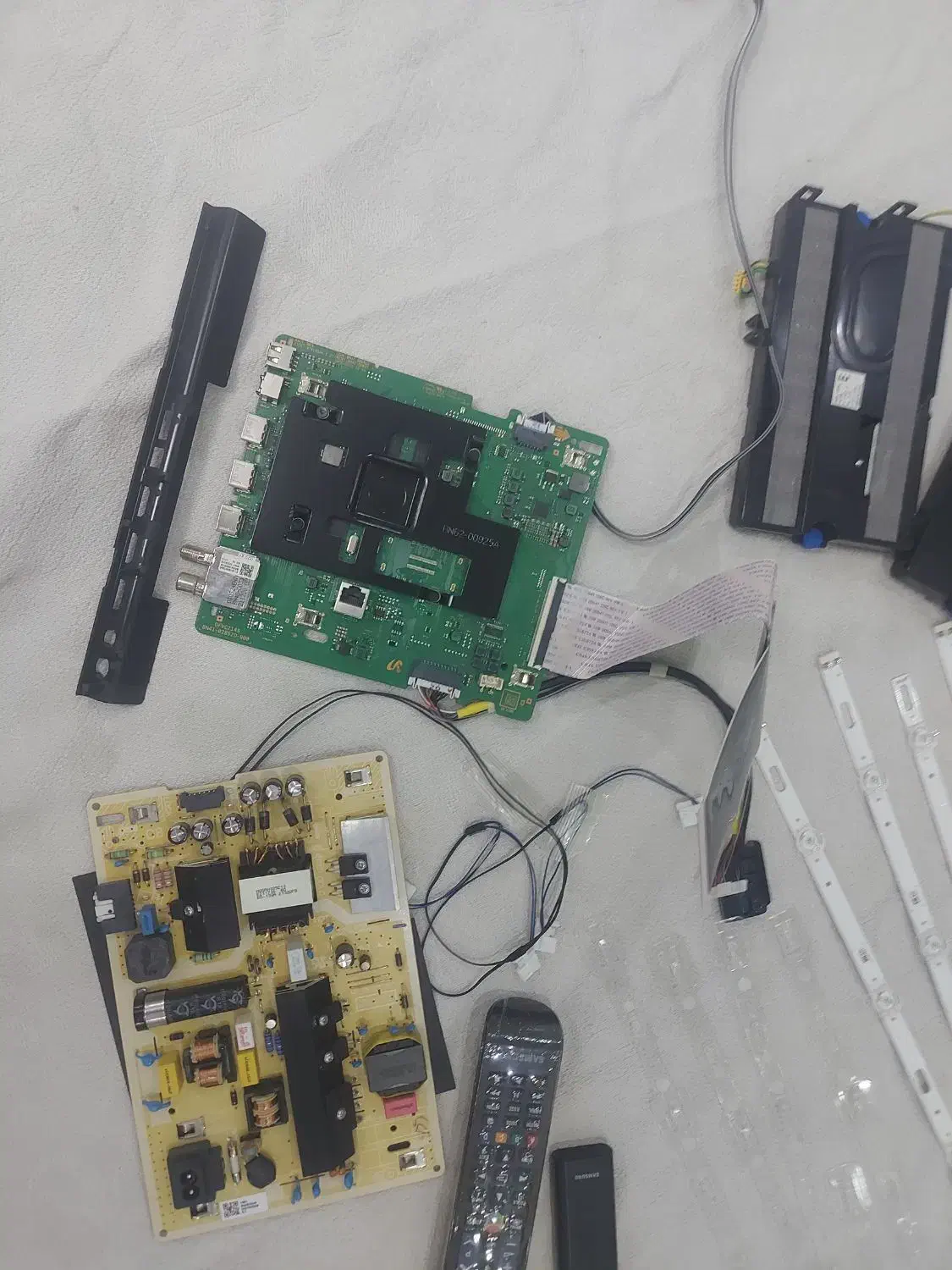 قطعات تلویزیون  سامسونگ u7000|تلویزیون و پروژکتور|تهران, امام زاده عبدالله|دیوار