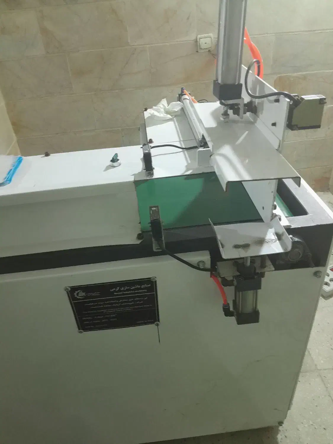 پرکن یک طرفه دستمال کاغذی اقتصادی|ماشین‌آلات صنعتی|تهران, شهرک ولیعصر شمالی|دیوار