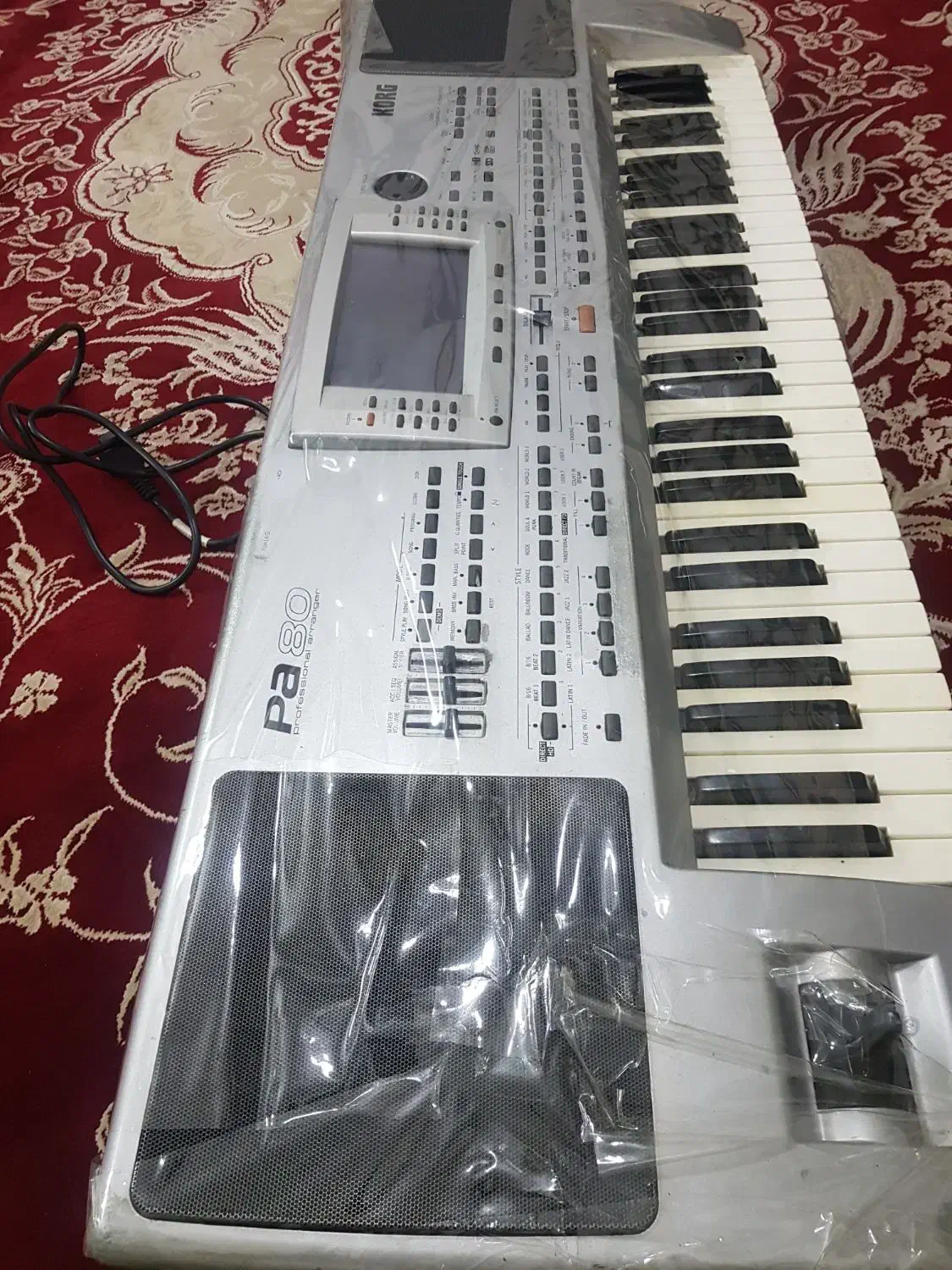 کورگ پیا ۸۰ تمیز کم کار|پیانو، کیبورد، آکاردئون|کرمانشاه, |دیوار