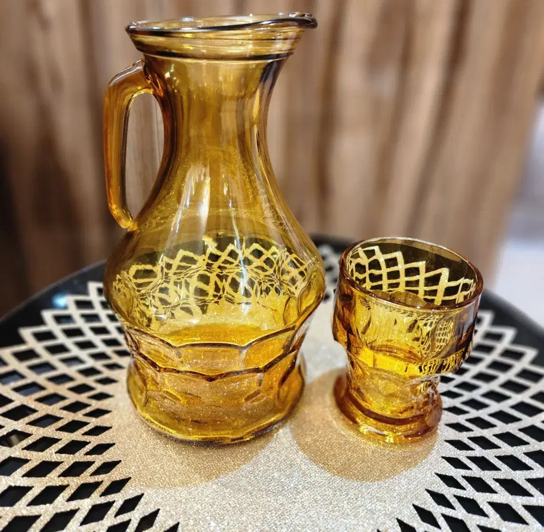 پارچ و لیوان|کلکسیون اشیاء عتیقه|تهران, نیروی هوایی (پیروزی)|دیوار