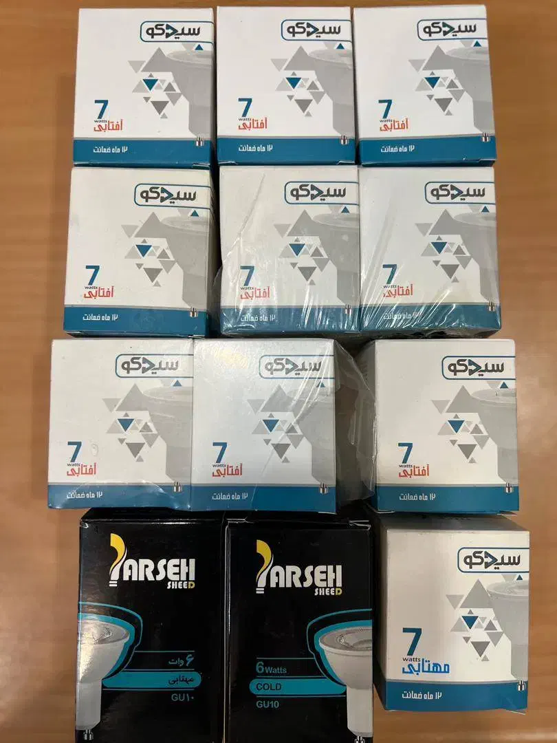 لامپ هالوژنی (۱۳ عدد فروش با هم)|لامپ و چراغ|تهران, سعادتآباد|دیوار