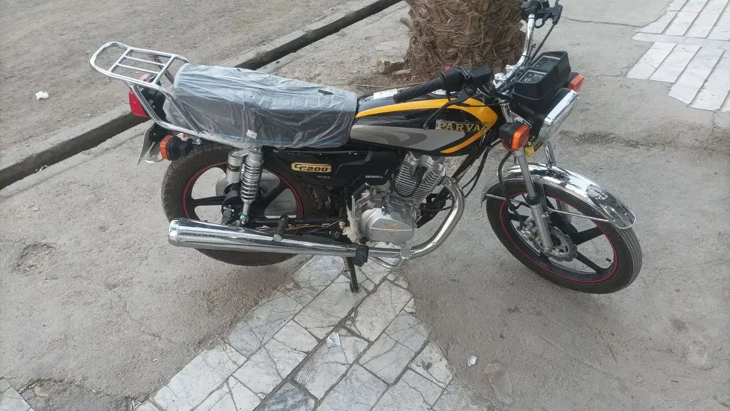 موتور 1404|موتورسیکلت|خاش, |دیوار