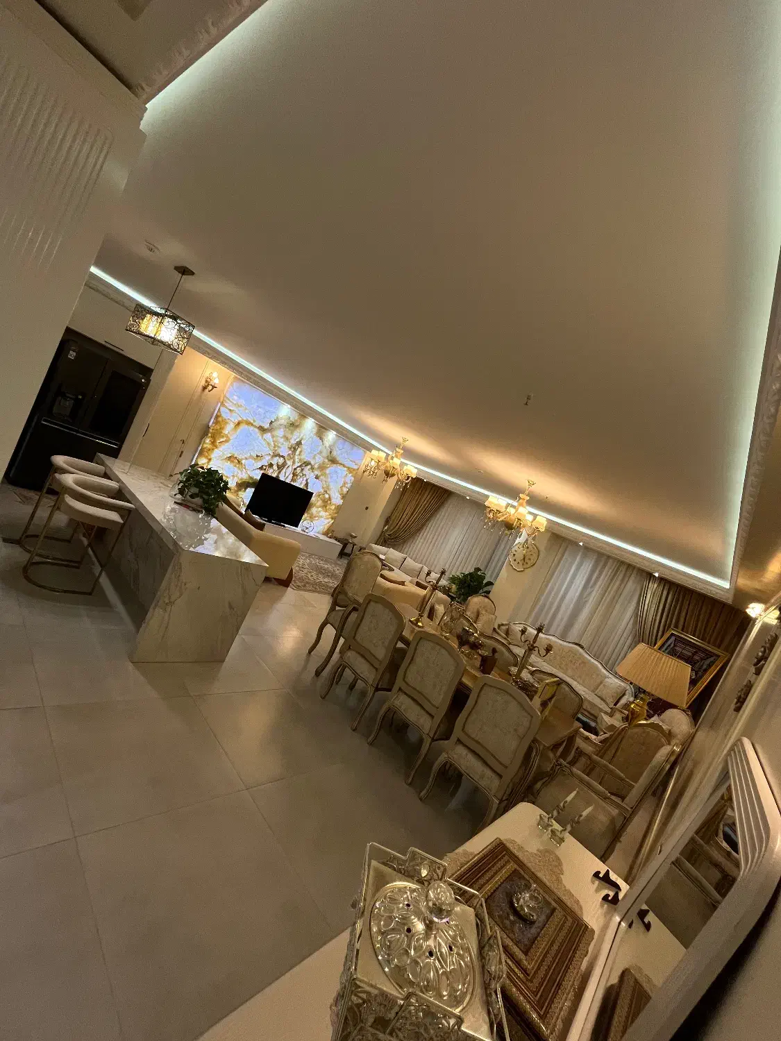 آپارتمان لوکس ۳ خواب برند دیاموند|فروش آپارتمان|شاهینشهر, عطار|دیوار