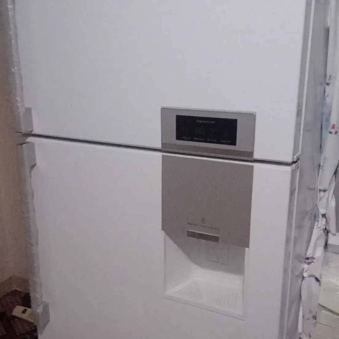 یخچال فریزر|یخچال و فریزر|اصفهان, فرودگاه شهید بهشتی|دیوار