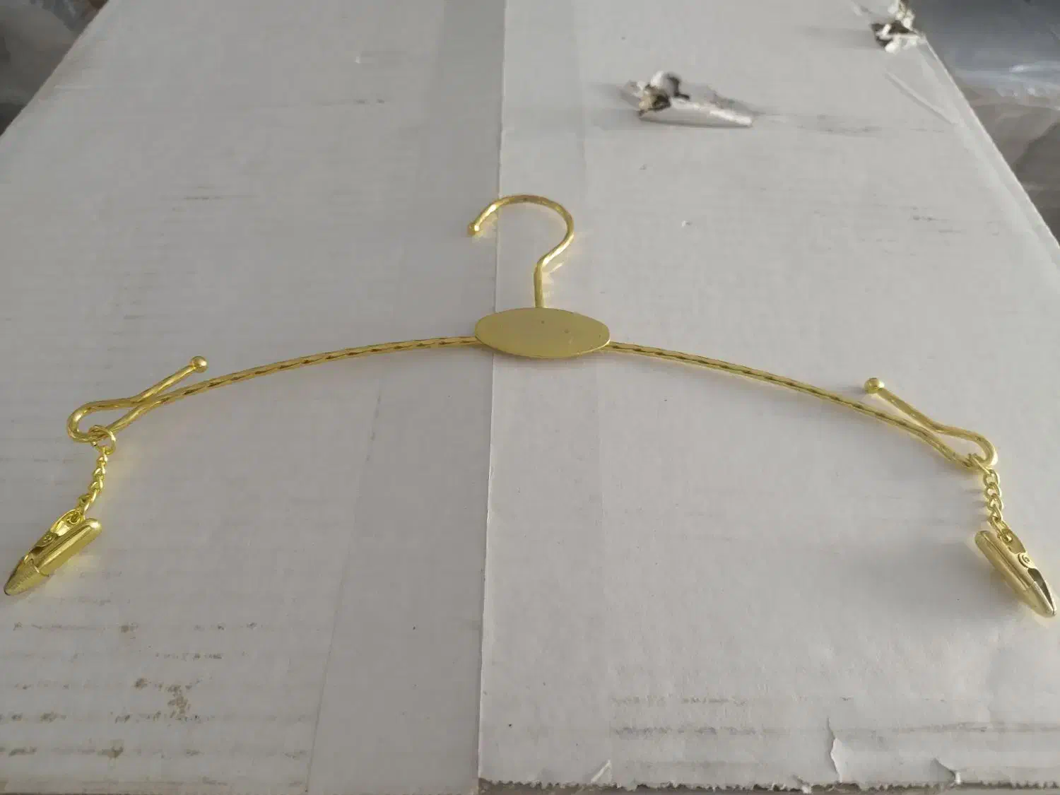 چوب لباسی طلایی|بندرخت و رختآویز|ساوه, |دیوار