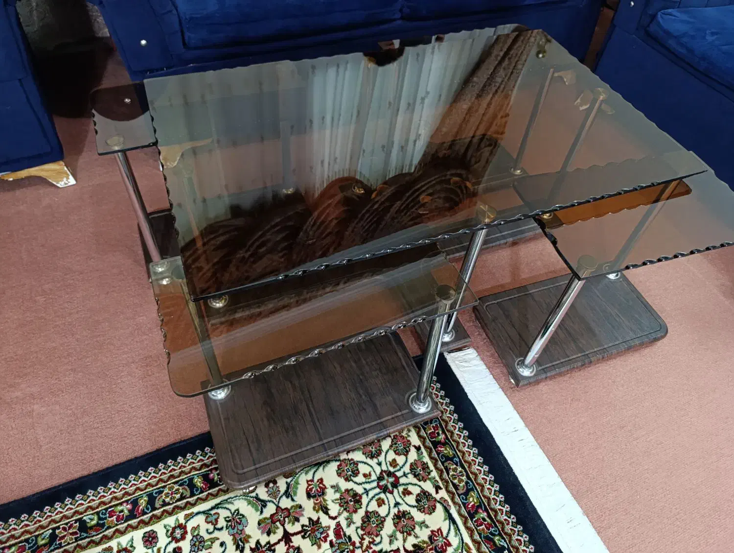 میز عسلی شیشه‌ای ۵ تکه|مبلمان خانگی و میز عسلی|بروجرد, |دیوار