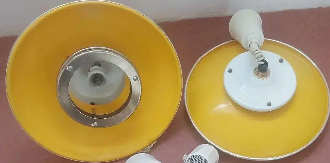 دو عدد لوستر  ست هم مدل سیم تلفنی|لوستر و چراغ آویز|نهاوند, |دیوار