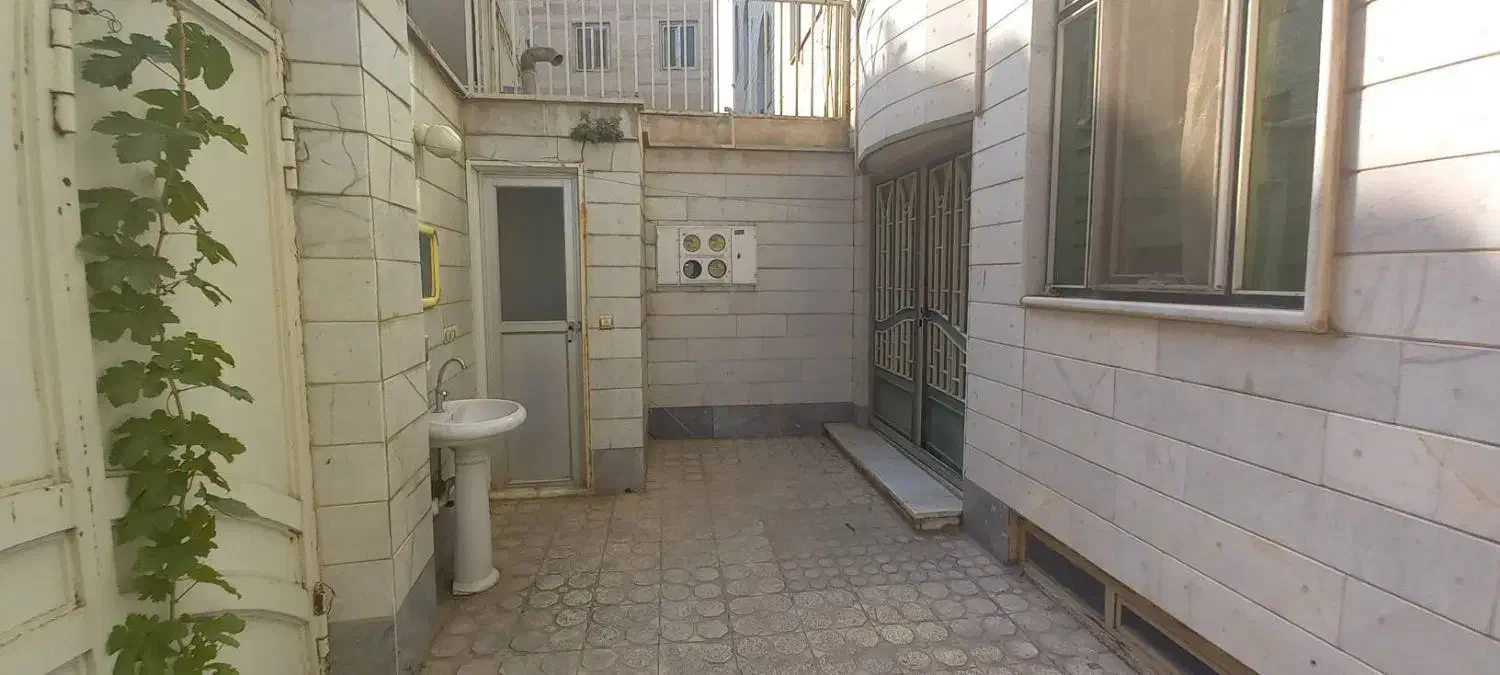 فروش ویلایی ۳ طبقه ،فوری فروشی|فروش خانه و ویلا|ری, دیلمان|دیوار