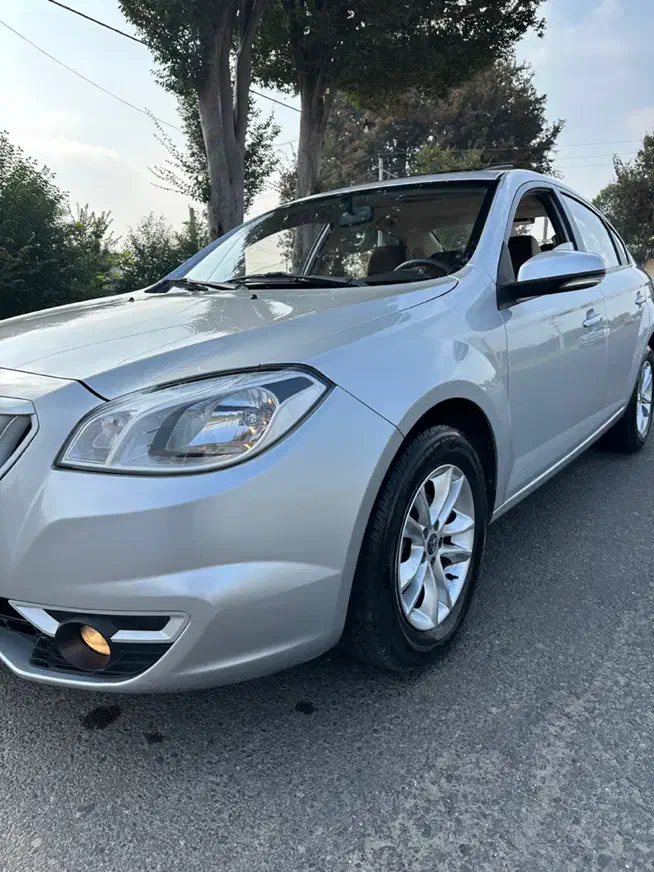 برلیانس h330 بدون مشابه|خودرو سواری و وانت|رشت, یخسازی|دیوار