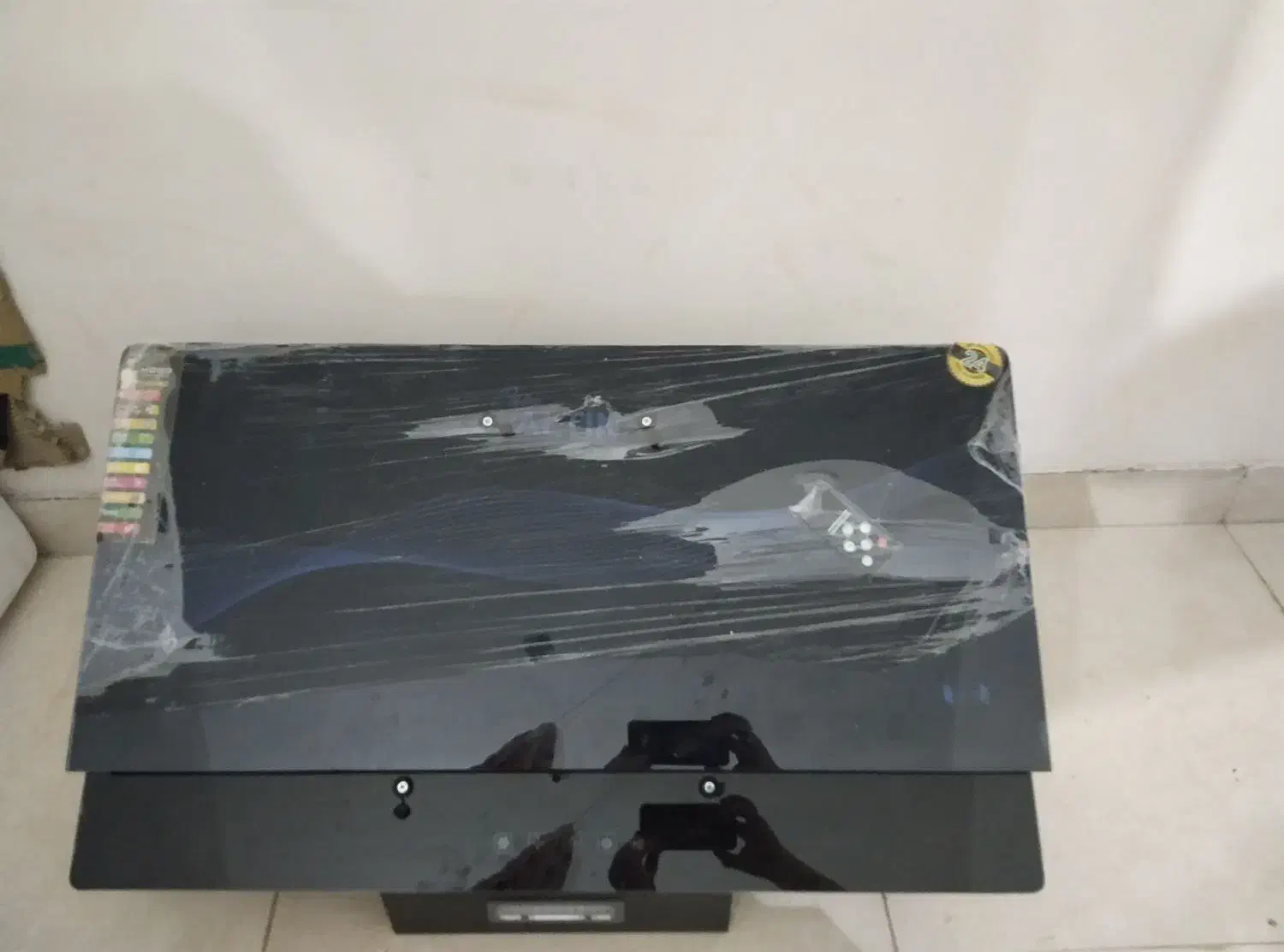 هود|هود|ایلام, |دیوار