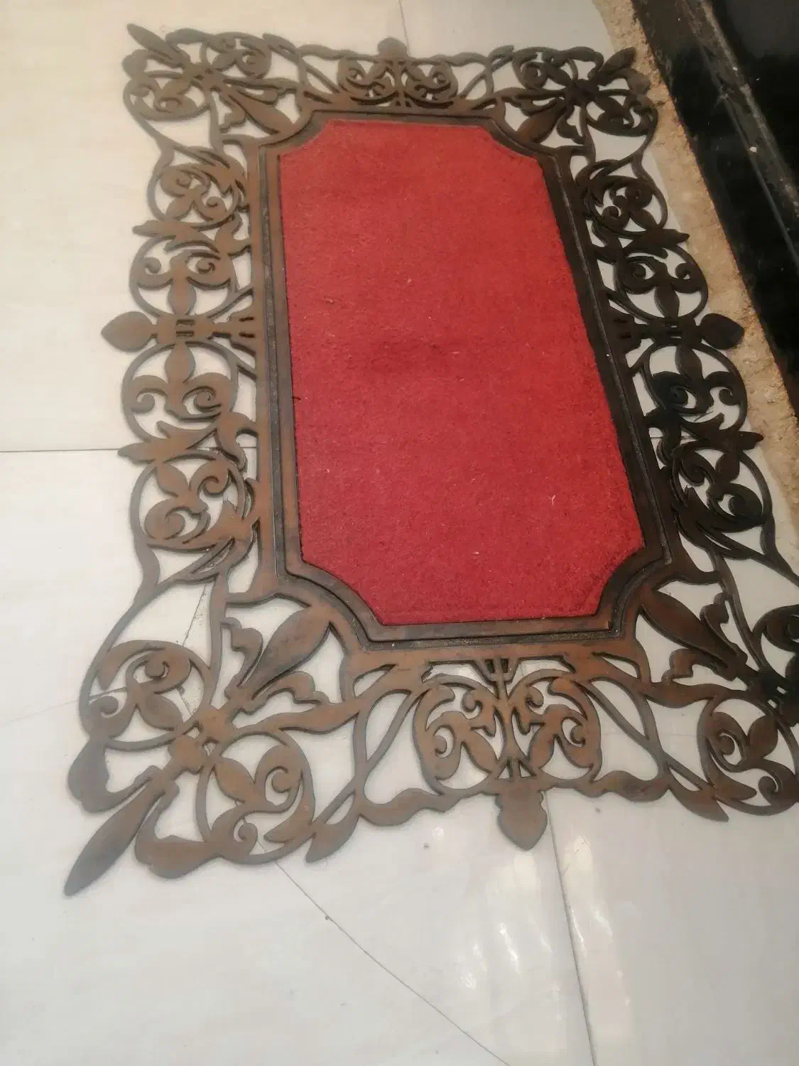 پادری|پادری|مشهد, طرق|دیوار