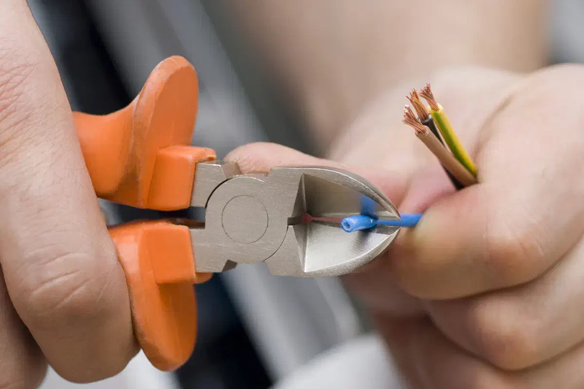 برقکار لوله کش شاهنامه|خدمات پیشه و مهارت|مشهد, کلاته برفی|دیوار