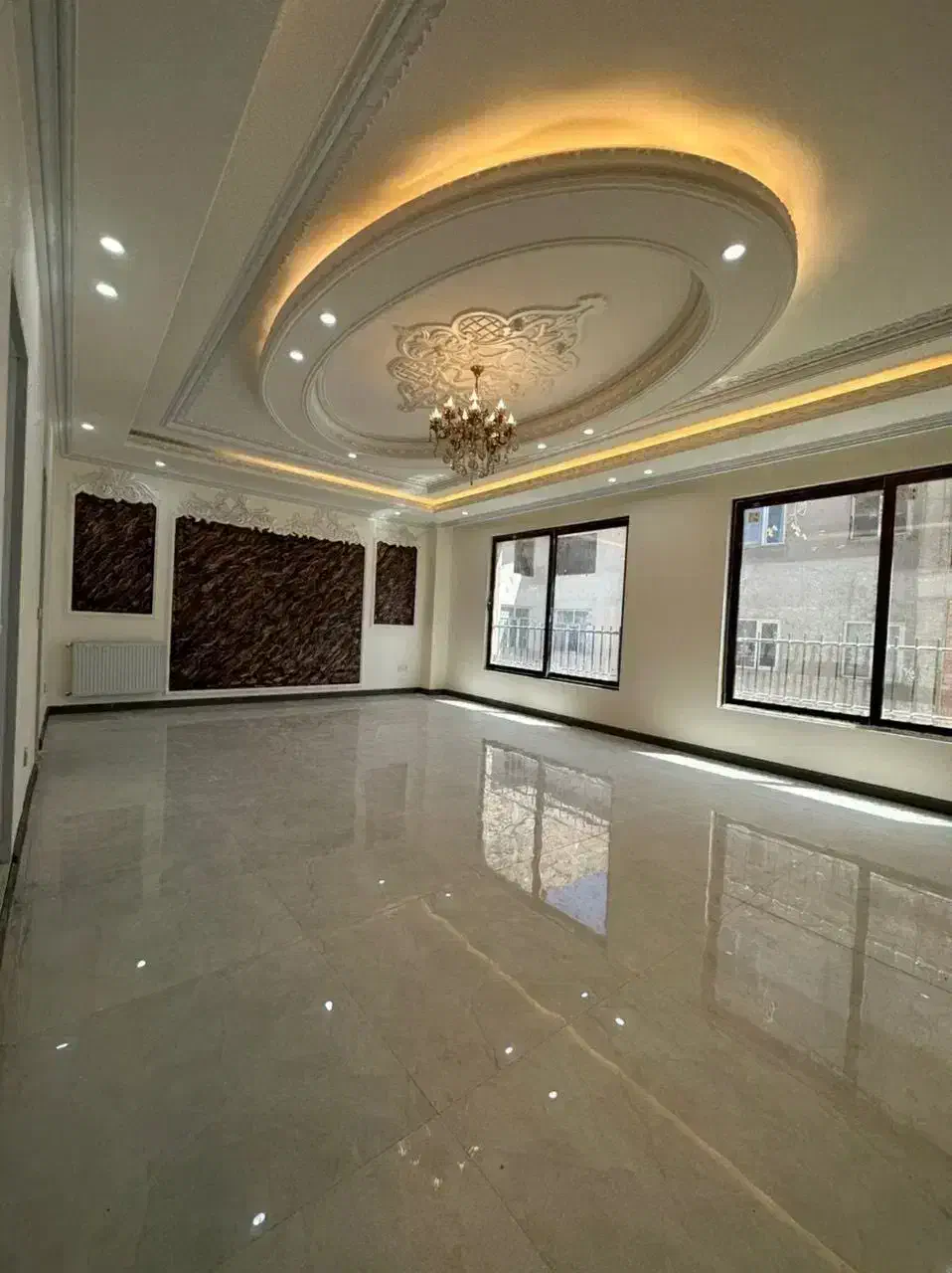 فروش تک واحدی ۲۶۰ متری کلید نخورده دو نبش طوبی|فروش آپارتمان|ارومیه, |دیوار