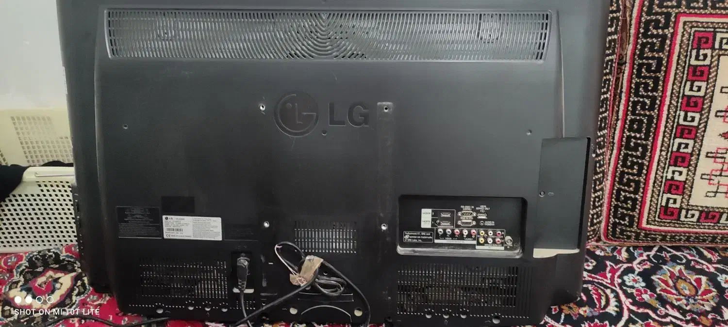 فروش تلویزیون LG  اصل و سماور برقی|تلویزیون و پروژکتور|اراک, |دیوار