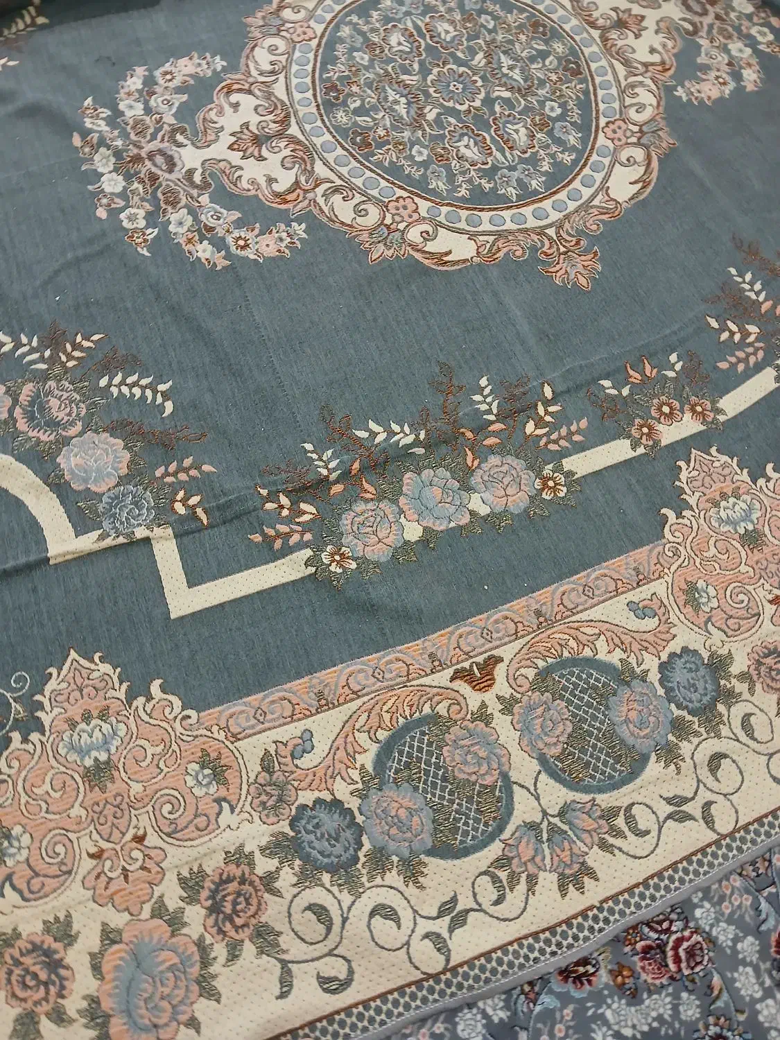 روفرشی|روفرشی|سنندج, |دیوار