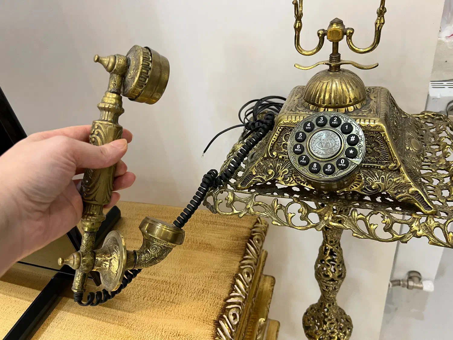 میز و تلفن برنز|میز تلفن|خوی, |دیوار